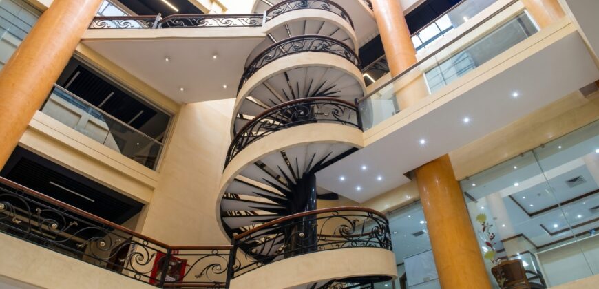 Renta de Local Comercial en Centro Armand en Insurgentes Sur al Sur de la Ciudad de CDMX